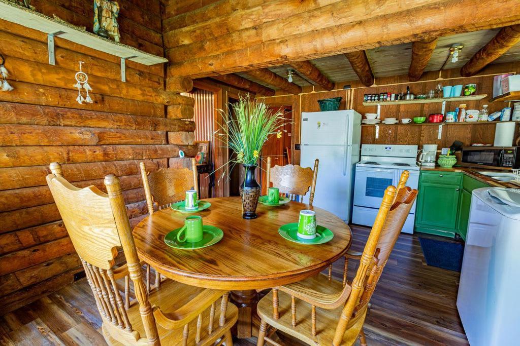Вилла Authentic Log Cabin Mins From Chatts Best Sites Чаттануга Экстерьер фото